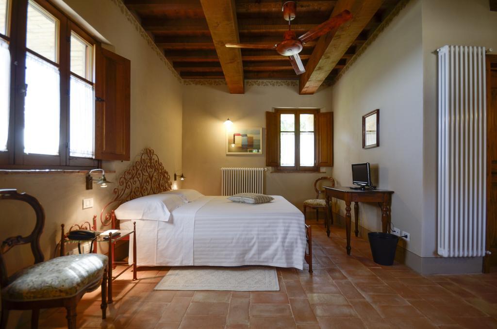 Podere Carceroni Poggi del Sasso Habitación foto